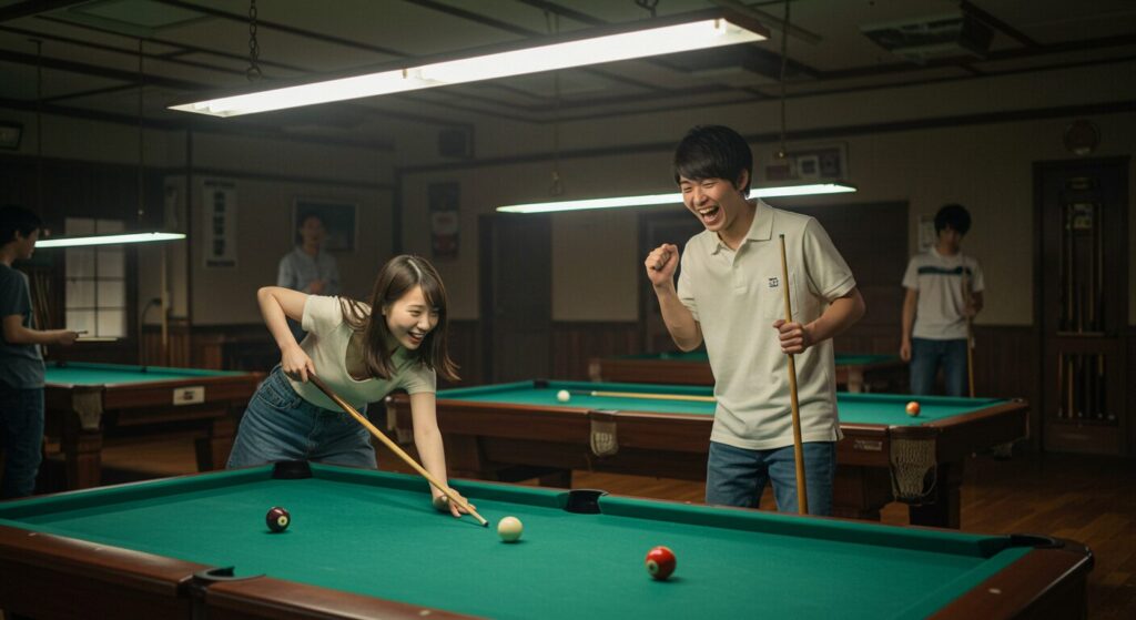 ビリヤードをしている男女